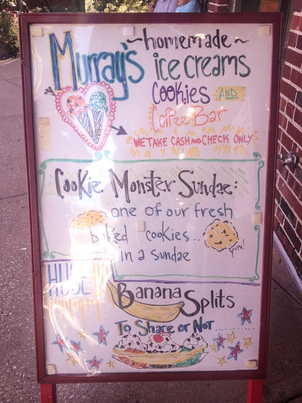 Murrays Ice Cream Sign