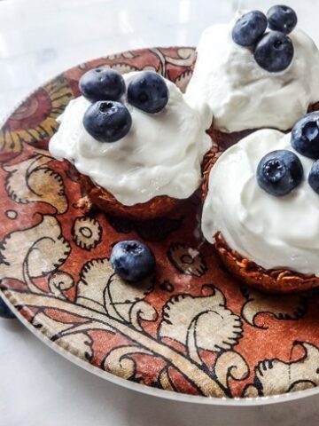 Toasted Granola Cups with Yogurt and Fruit