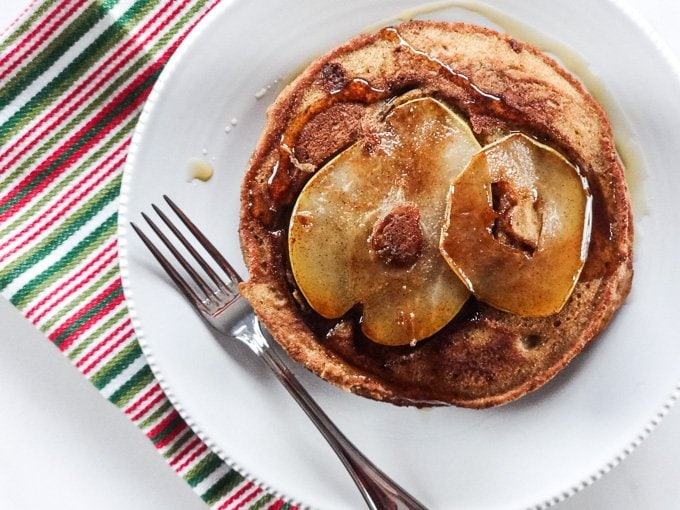 #Gingerbread Pear #Pancakes - #warm and #spicy with a soft caramelized pear center. www.sweetcayenne.com