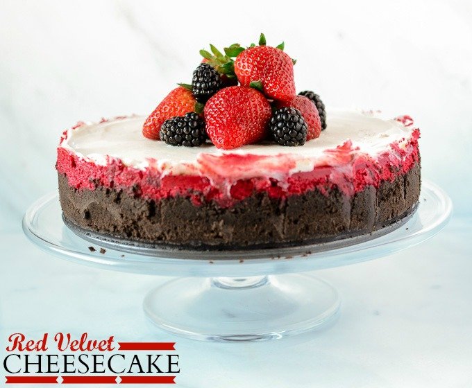 Red Velvet Cheesecake - a creamy, dreamy treat for #Valentines Day www.sweetcayenne.com