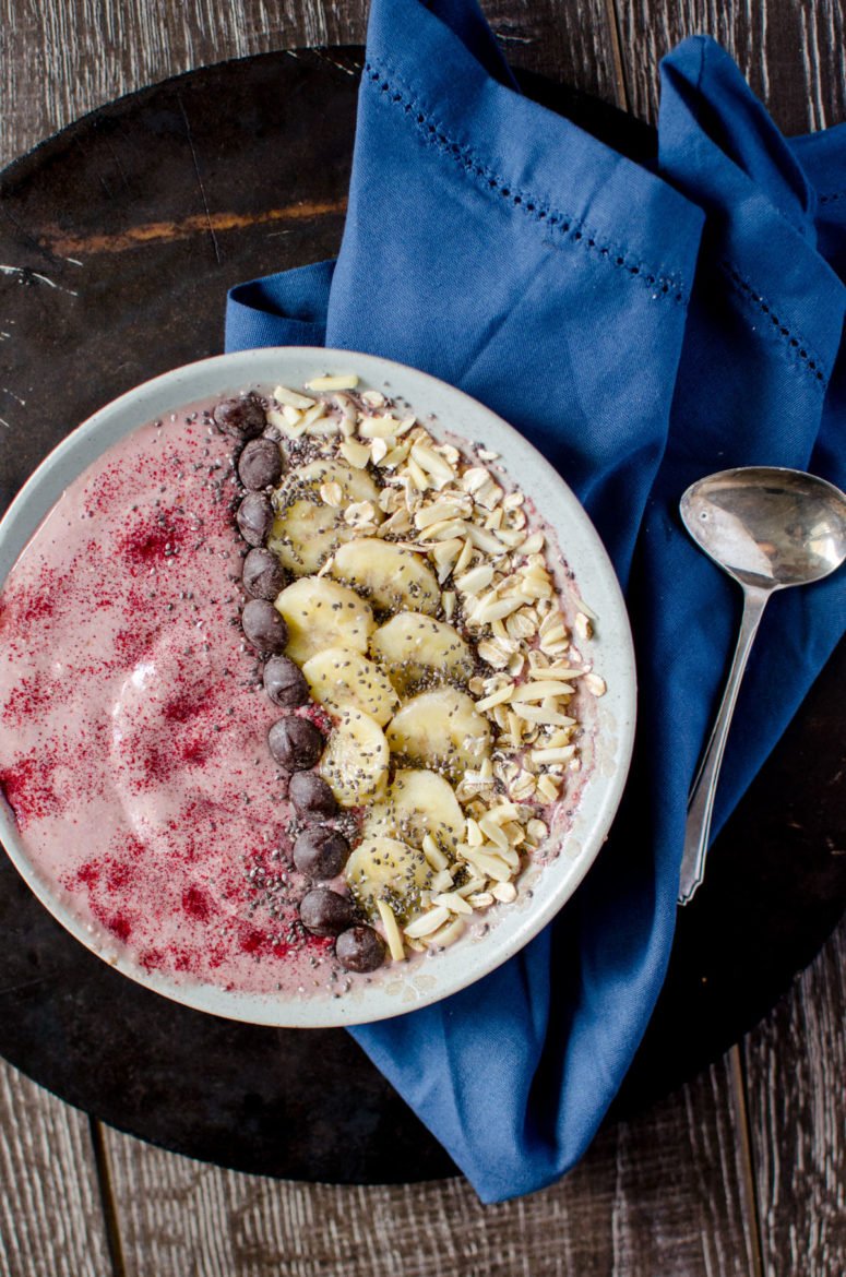 This hearty and satisfying smoothie bowl delivers a good dose of fiber and protein from oats and almonds, and gets it's lovely pink hue from CocoaVia Raspberry Cranberry Supplement. A shot of chai iced coffee concentrate makes this smoothie a great way to kick start your day!