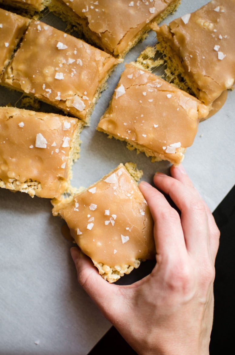 This recipe for Salted Caramel Crispy Rice Treats is the perfect combination of salty + sweet, buttery, crunchy goodness!