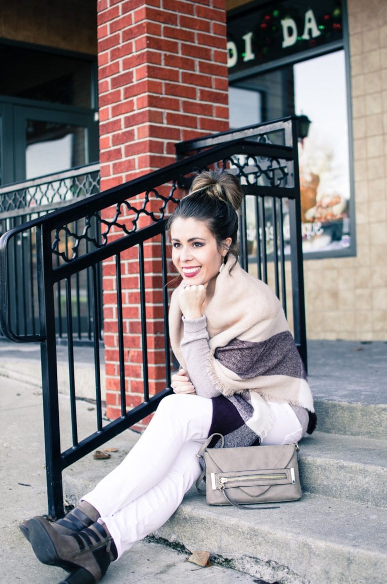 Yes, you can wear white jeans after Labor Day! This look features neutral taupe + white jeans + and a blanket scarf for crisp fall weather!