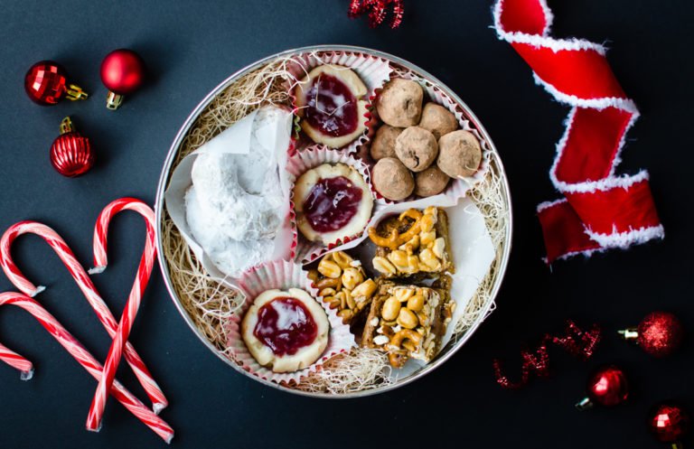 Baking Essentials: My Tips for Creating an Epic Christmas Cookie Tin!