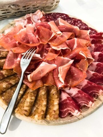 A traveling foodie's guide to the Emilia-Romagna region of Italy - including what to taste in Parma, Modena, and Bologna! European travel guide and itinerary.